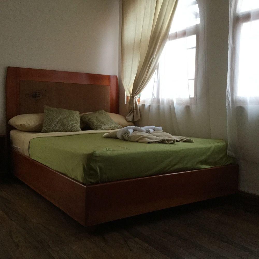 סן חוזה Hotel Luz De Luna מראה חיצוני תמונה